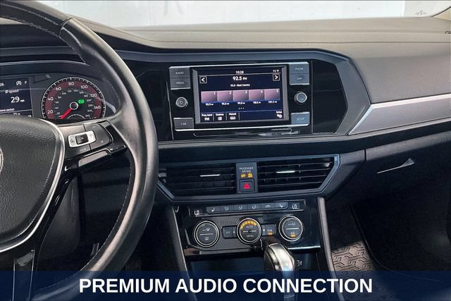 Used 2019 Volkswagen Jetta SE FWD image 12