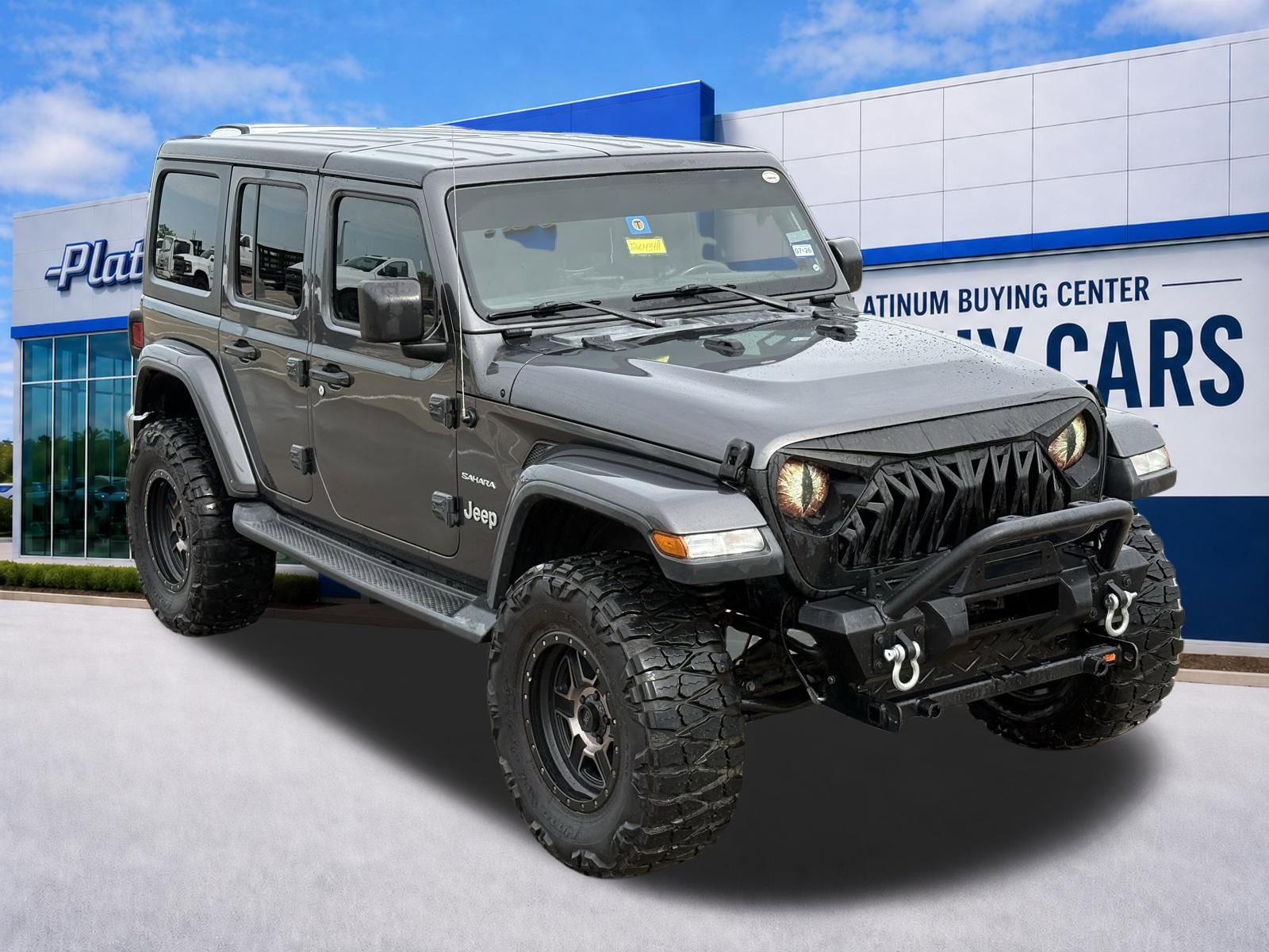 Used 2018 Jeep Wrangler Unlimited Sahara AWD/4WD image 11