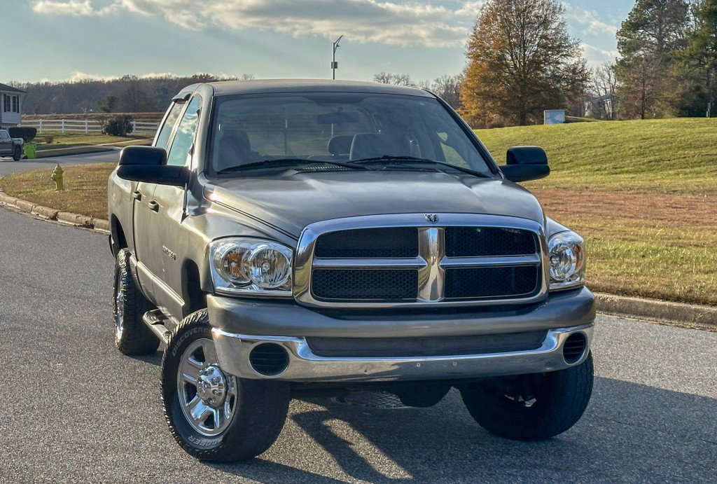Used 2006 Dodge Ram 2500 Truck SLT w/ Trailer Tow Group image 8