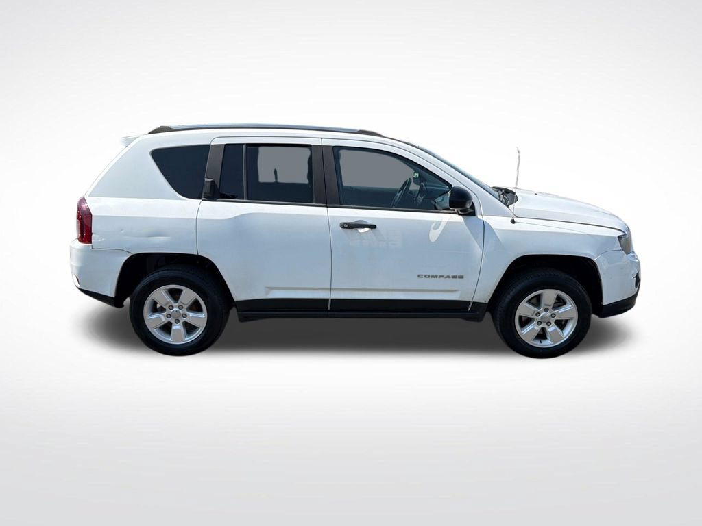 Used 2014 Jeep Compass Sport FWD image 6