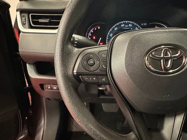 Used 2023 Toyota RAV4 LE AWD/4WD image 20