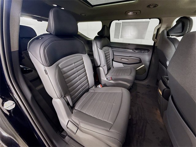Certified 2026 Kia EV9 Land image 30