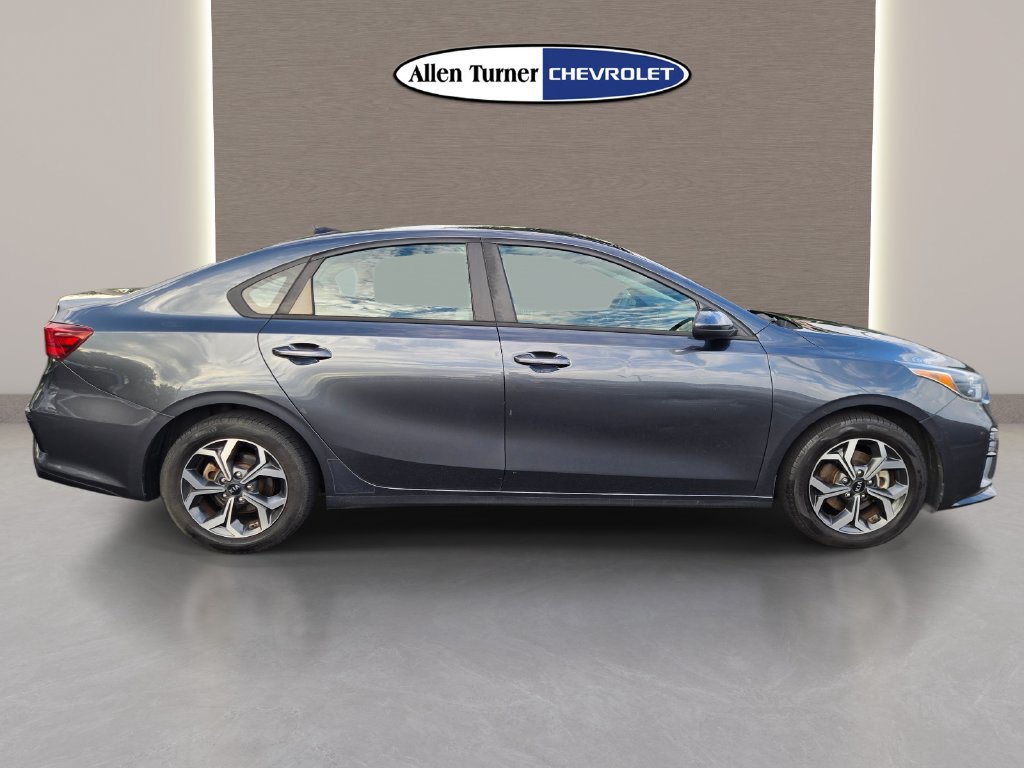 Used 2019 Kia Forte LXS FWD image 5