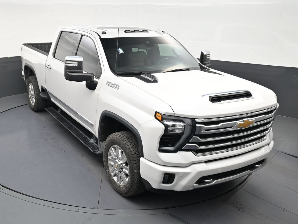 Used 2024 Chevrolet Silverado 3500 High Country w/ High Country Premium Package AWD/4WD image 18