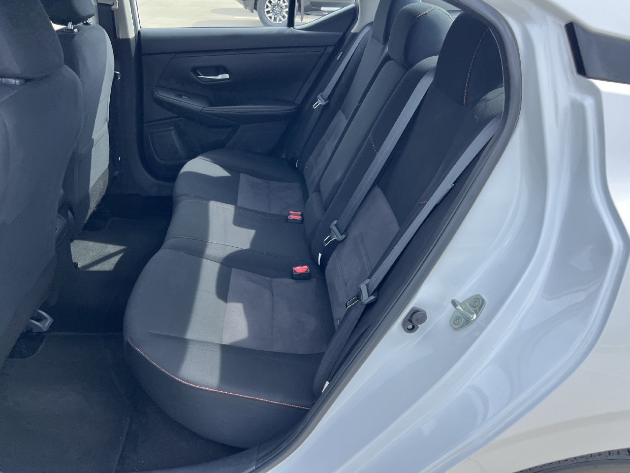 Used 2025 Nissan Sentra SR FWD image 9