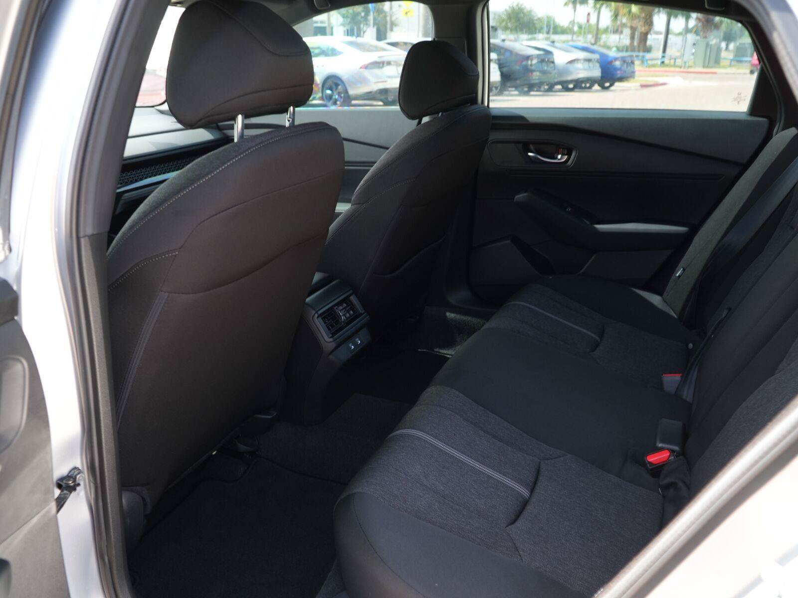 Used 2025 Honda Accord Sport image 19