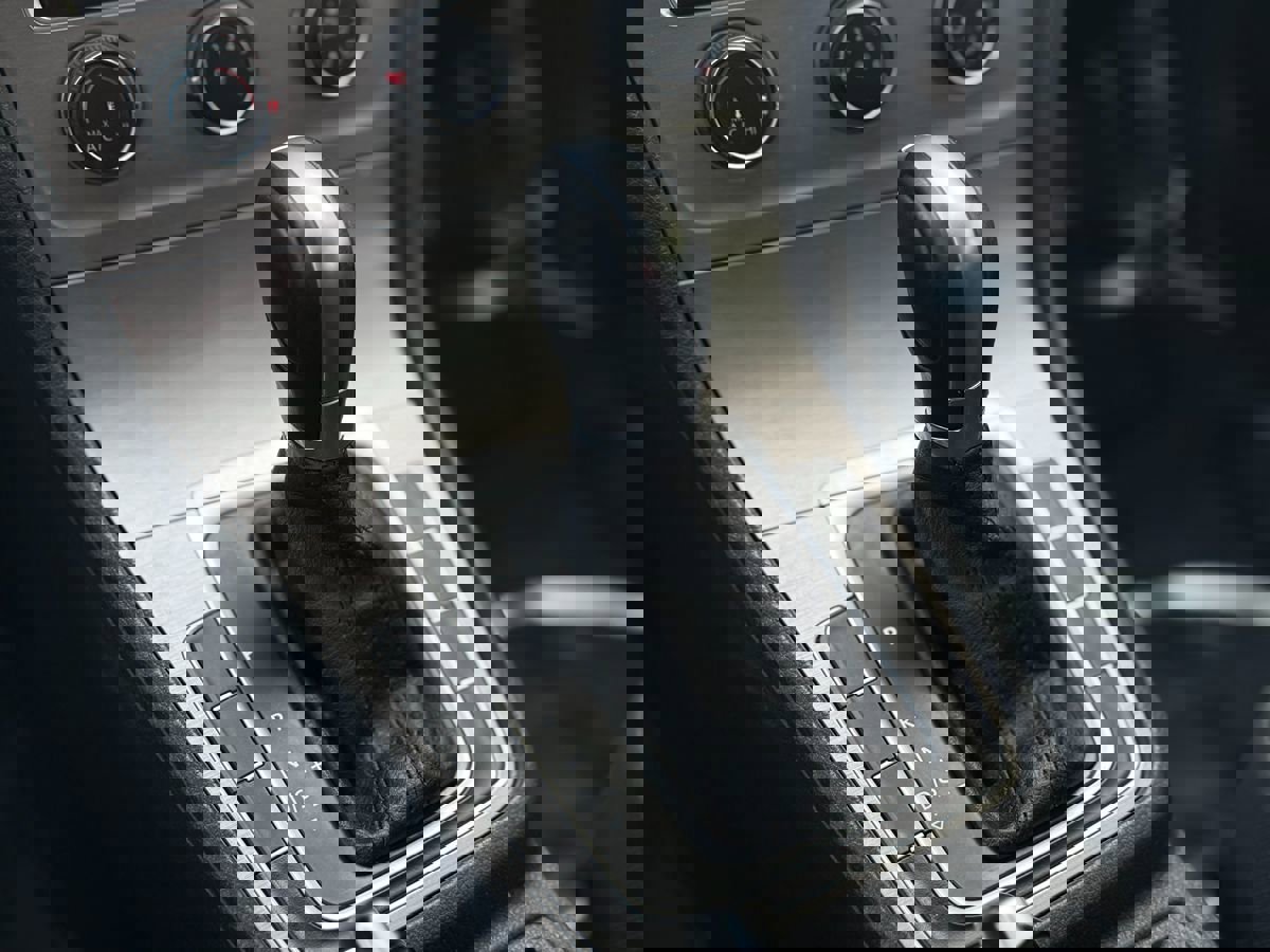 Used 2017 Volkswagen Golf S image 24