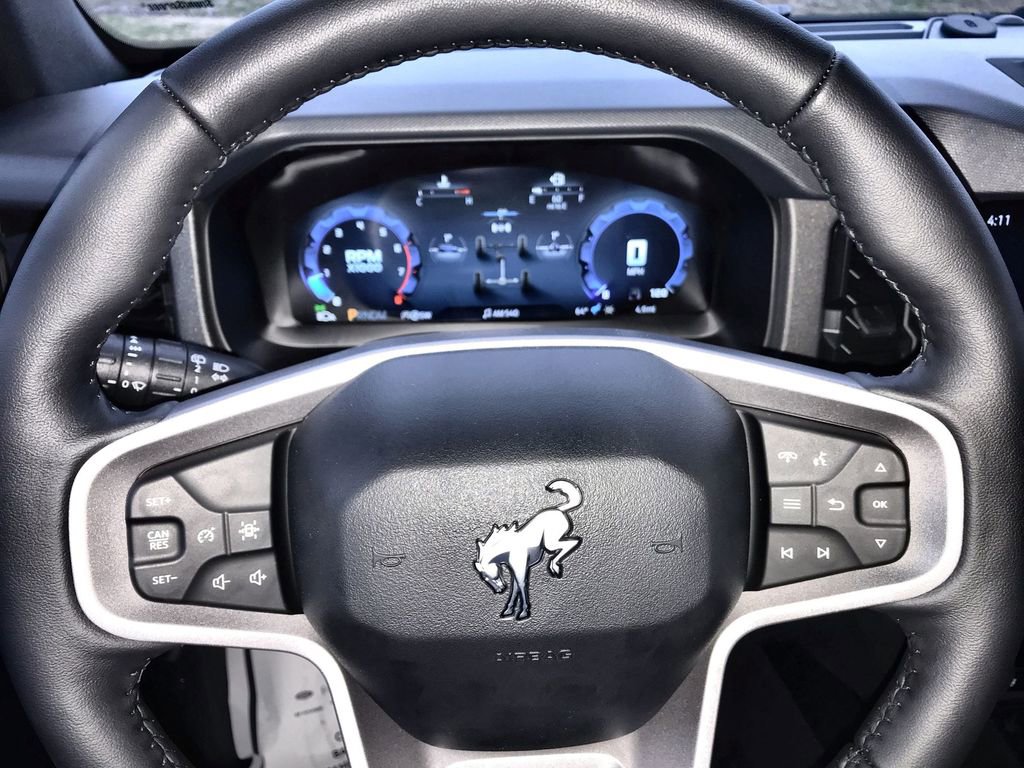 New 2025 Ford Bronco Badlands image 14