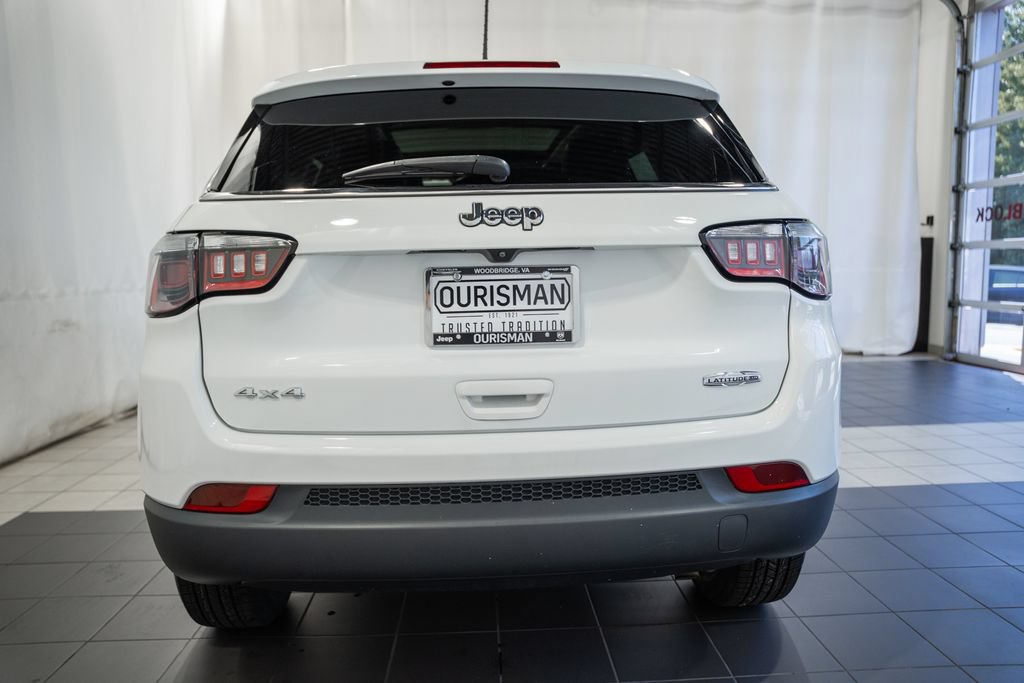 Certified 2022 Jeep Compass Latitude w/ Sun and Sound Group AWD/4WD image 5