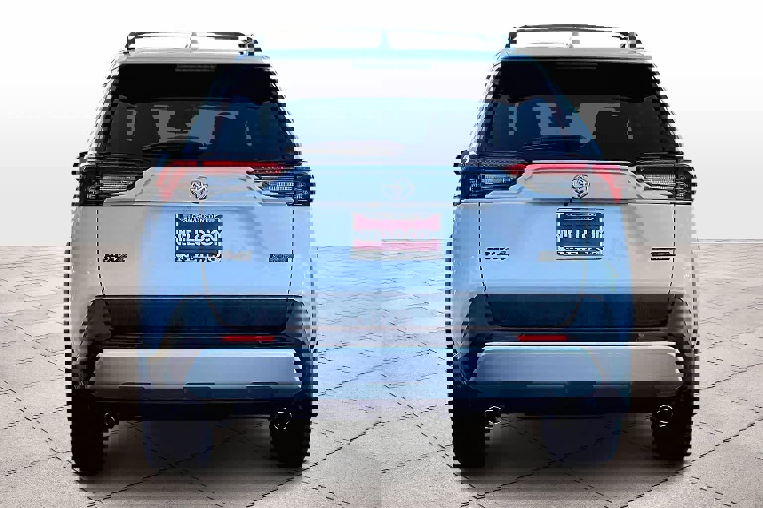 Used 2023 Toyota RAV4 Adventure image 7