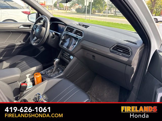 Used 2022 Volkswagen Tiguan SE R-Line AWD/4WD image 21
