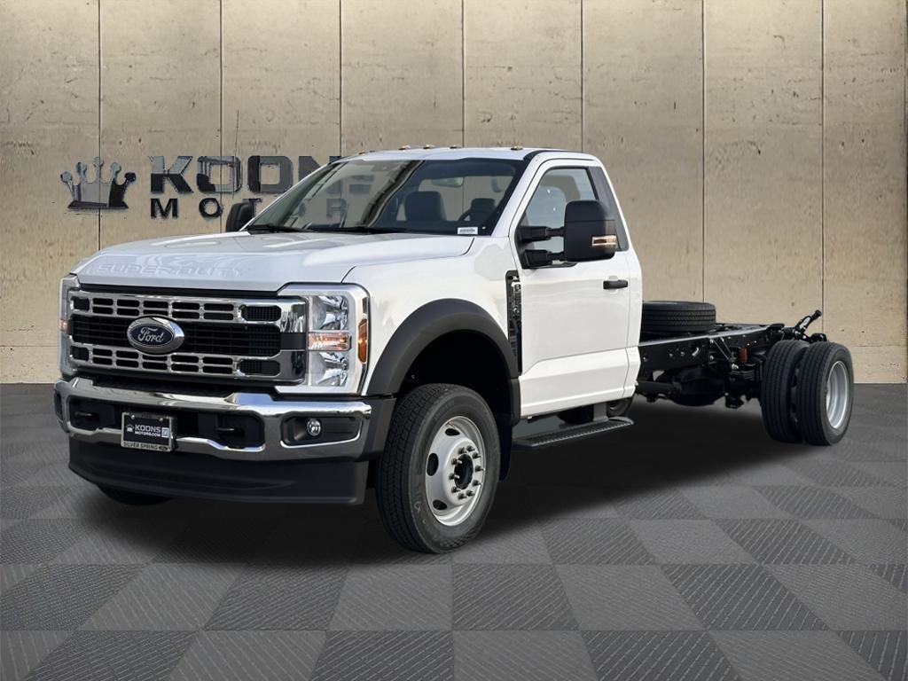 New 2025 Ford F550 2WD Regular Cab Super Duty w/ XL Chrome Package