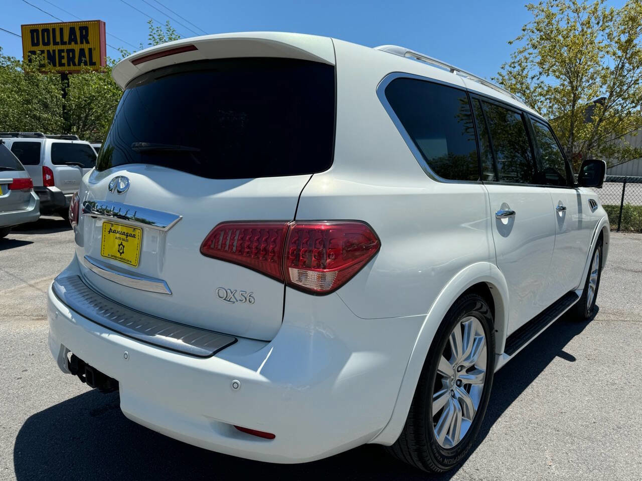 Used 2013 INFINITI QX56 2WD w/ Deluxe Touring Pkg image 39