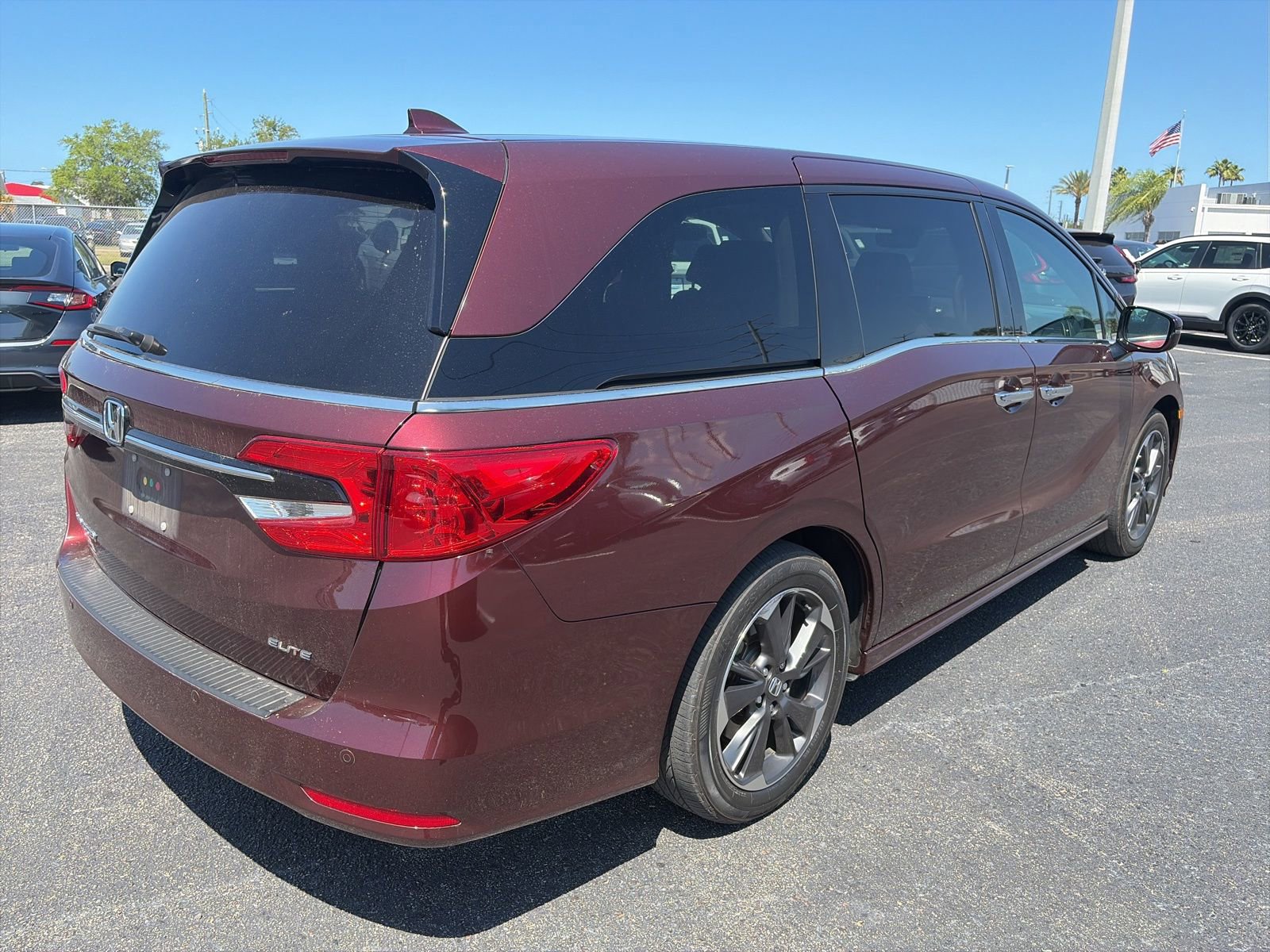 Used 2021 Honda Odyssey Elite image 7