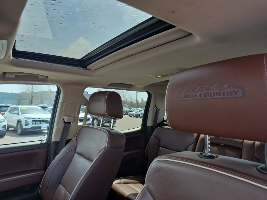 Used 2018 Chevrolet Silverado 1500 High Country image 20