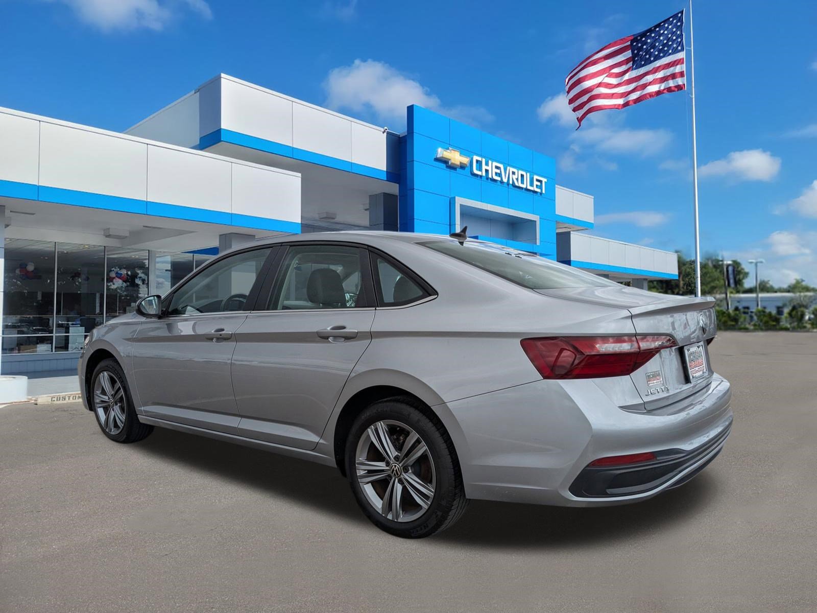 Used 2024 Volkswagen Jetta SE FWD image 6