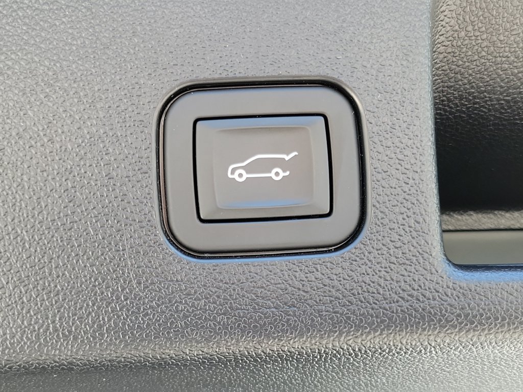 Used 2024 Chevrolet Equinox EV LT AWD/4WD image 14