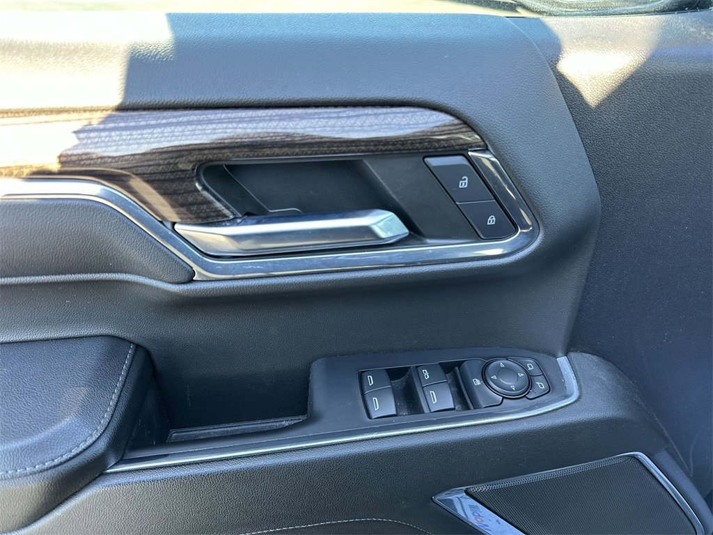 Used 2024 Chevrolet Silverado 1500 LT image 13