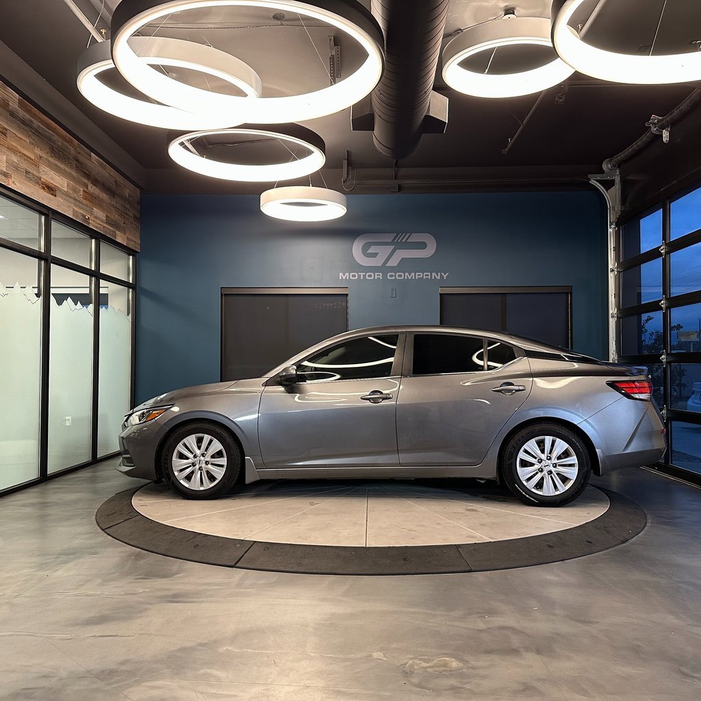 Used 2020 Nissan Sentra S image 6