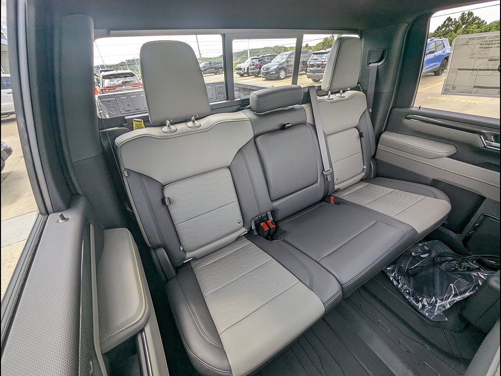 New 2026 Chevrolet Silverado 2500 ZR2 AWD/4WD image 17