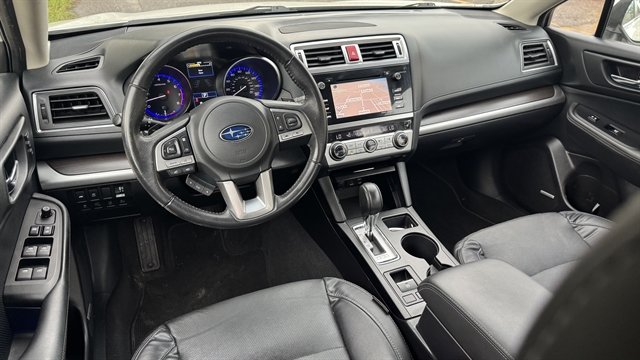 Used 2017 Subaru Legacy 3.6R Limited AWD/4WD image 9