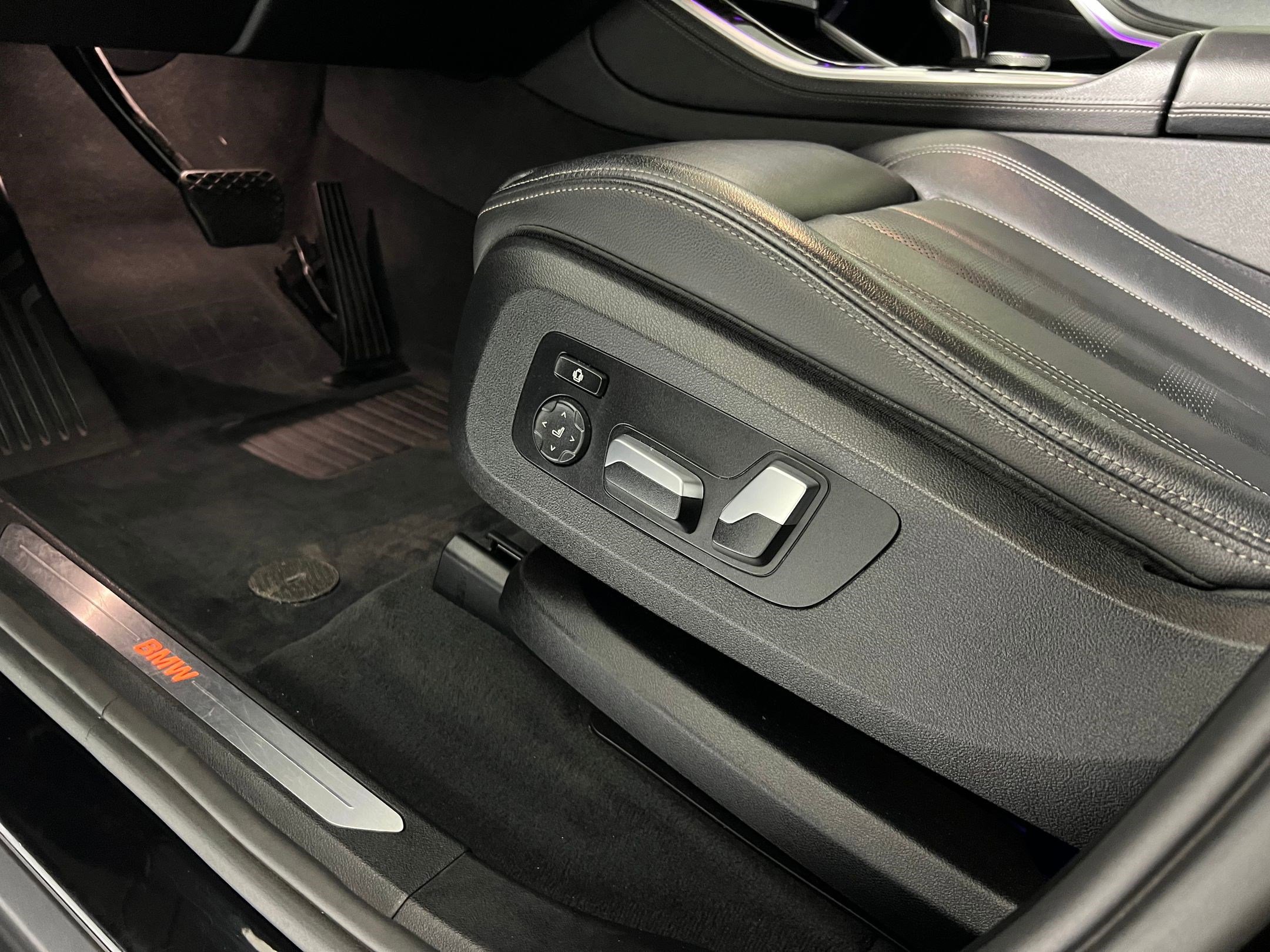 Used 2019 BMW X5 xDrive40i image 12