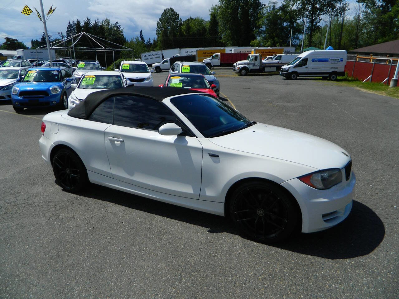 Used 2009 BMW 128i Convertible RWD image 11