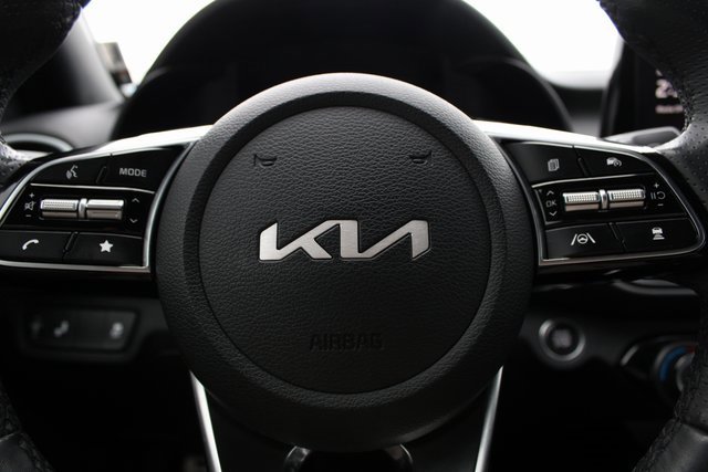 Used 2024 Kia Forte GT-Line w/ GT-Line Premium Package image 17