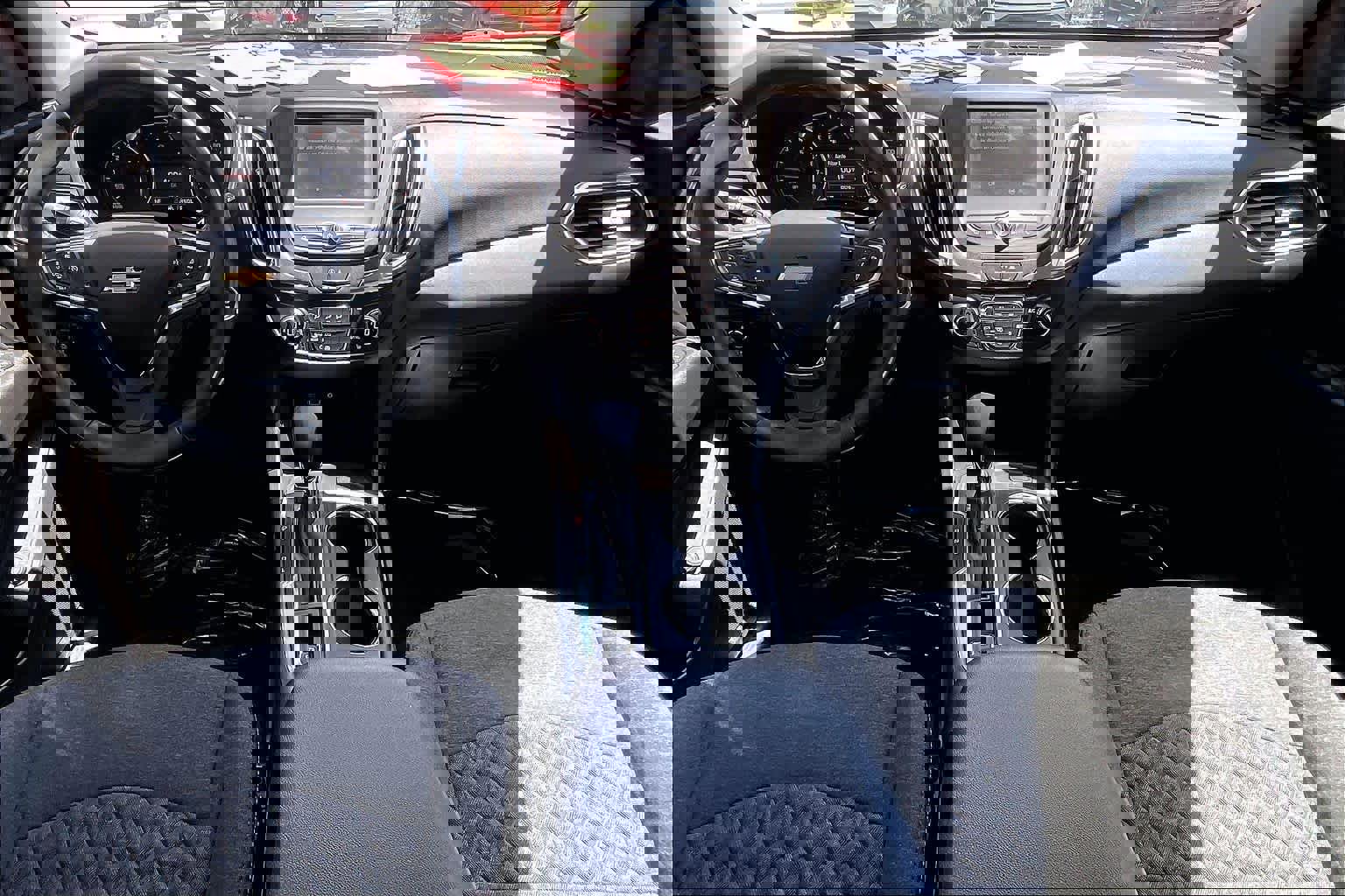 Certified 2024 Chevrolet Equinox LT w/ LPO, Floor Liner Package FWD image 15