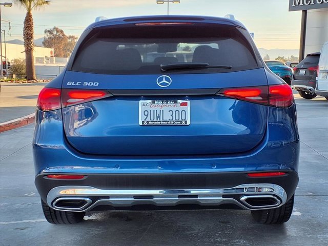 Used 2025 Mercedes-Benz GLC 300 image 22