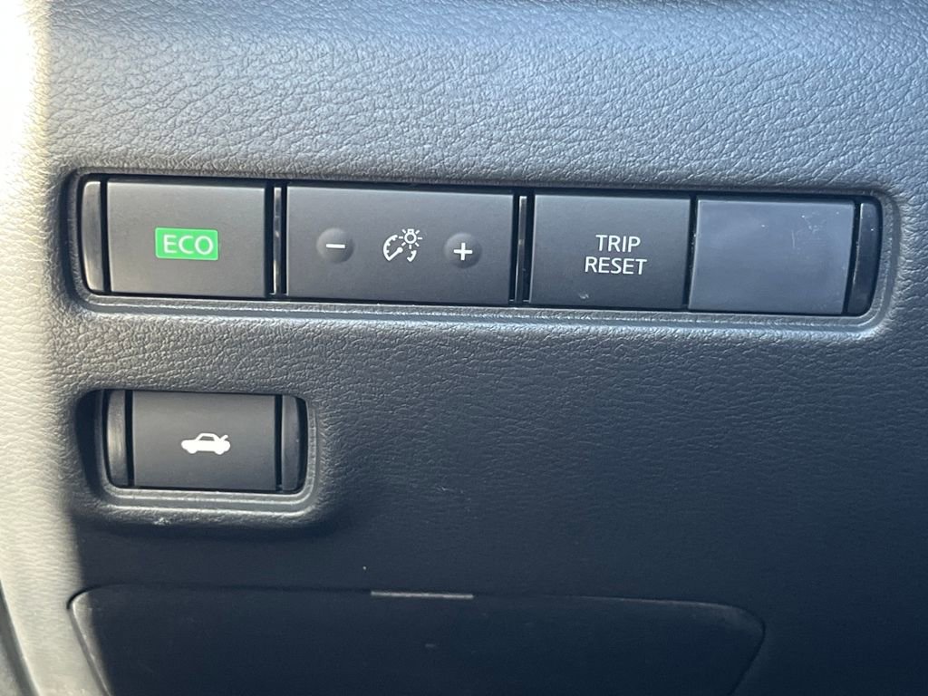 New 2025 Nissan Sentra SV w/ SV Premium Package image 21