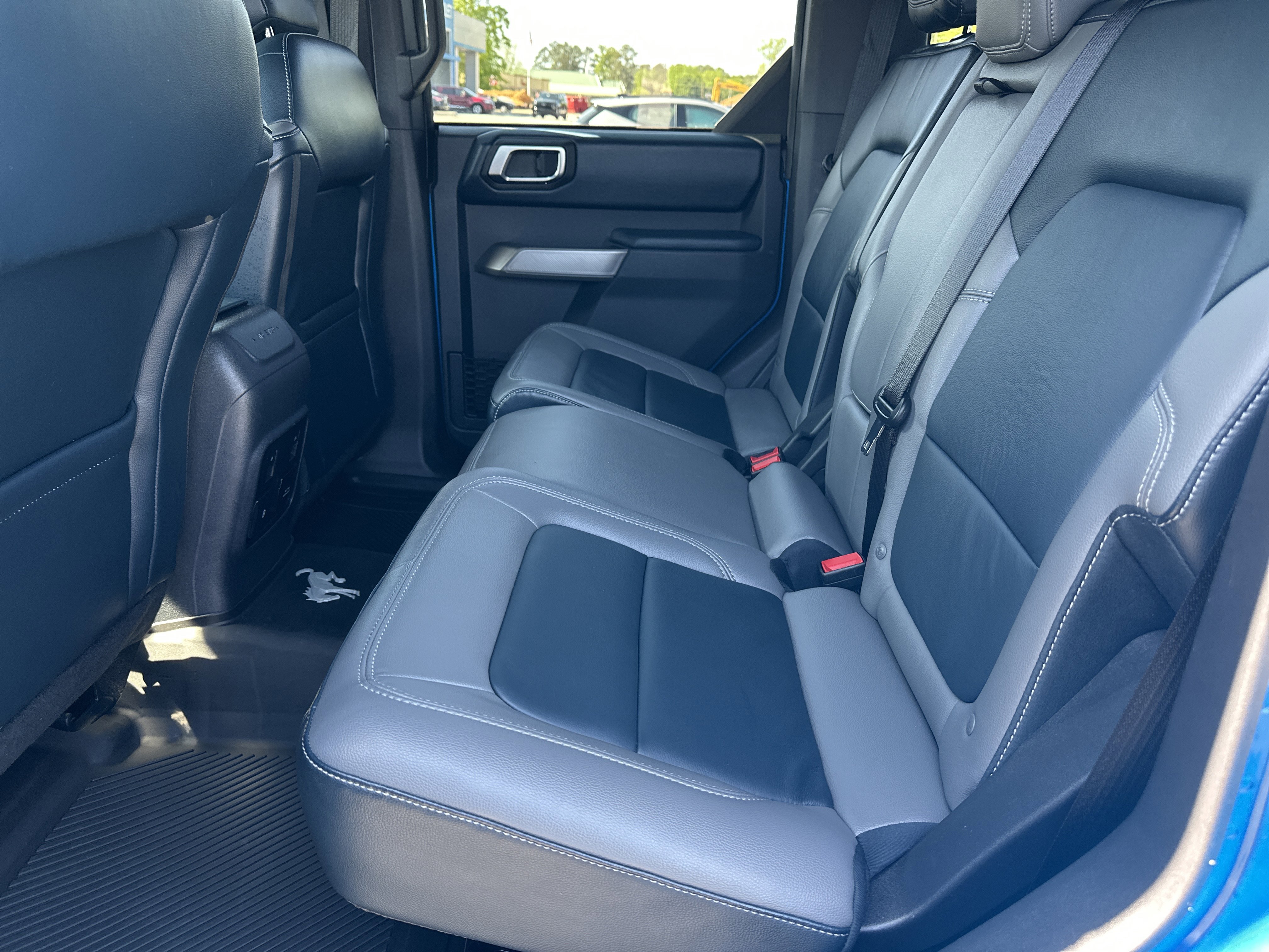 Used 2023 Ford Bronco Outer Banks w/ Sasquatch Package image 23