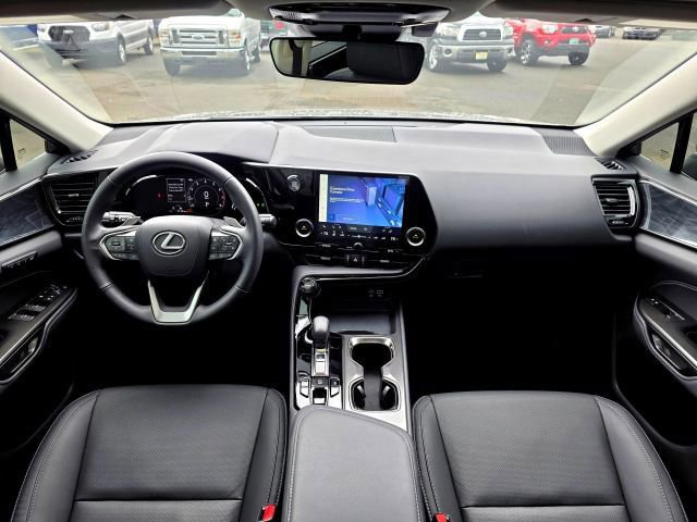 Used 2025 Lexus NX 350 AWD w/ Premium Package image 9