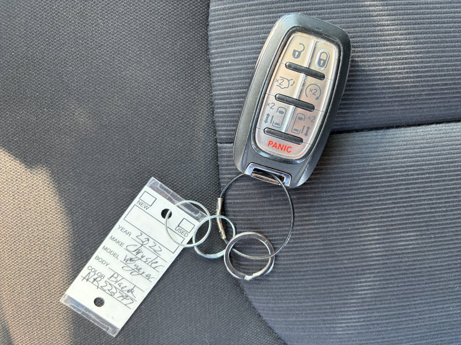 Used 2022 Chrysler Voyager LX FWD image 32