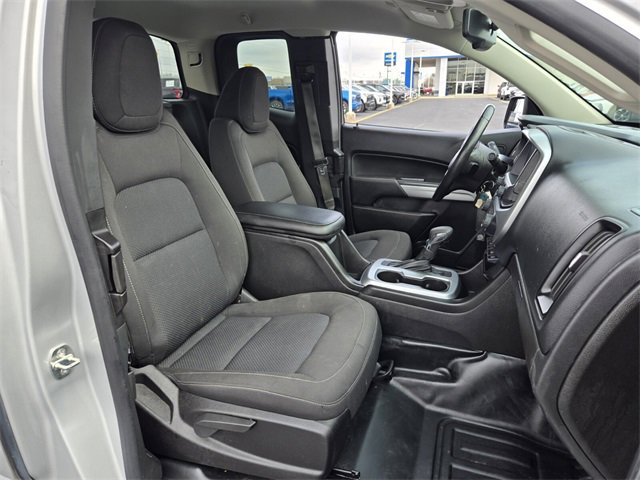 Used 2022 Chevrolet Colorado LT w/ Fleet Safety Package image 18