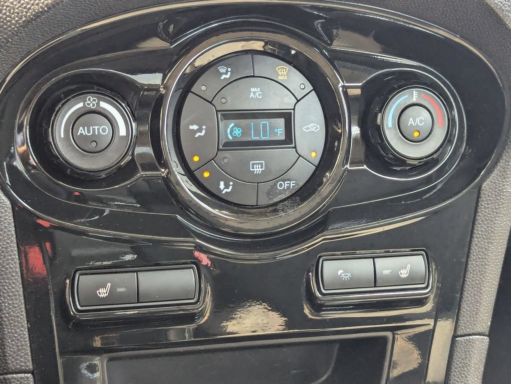 Used 2016 Ford Fiesta SE w/ Equipment Group 201A FWD image 17
