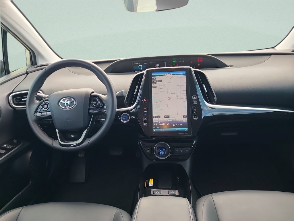 Used 2021 Toyota Prius Prime FWD image 11
