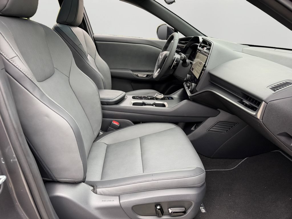 Certified 2026 Lexus RZ 450e AWD w/ Technology Package image 8