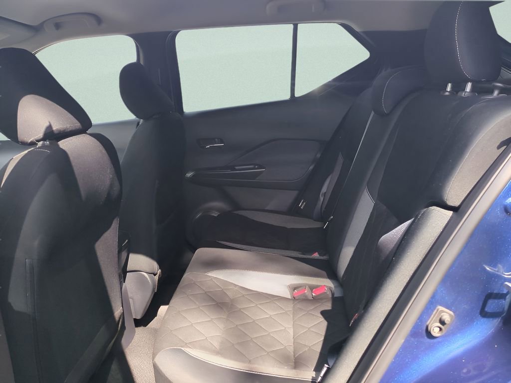 Used 2020 Nissan Kicks SV image 13
