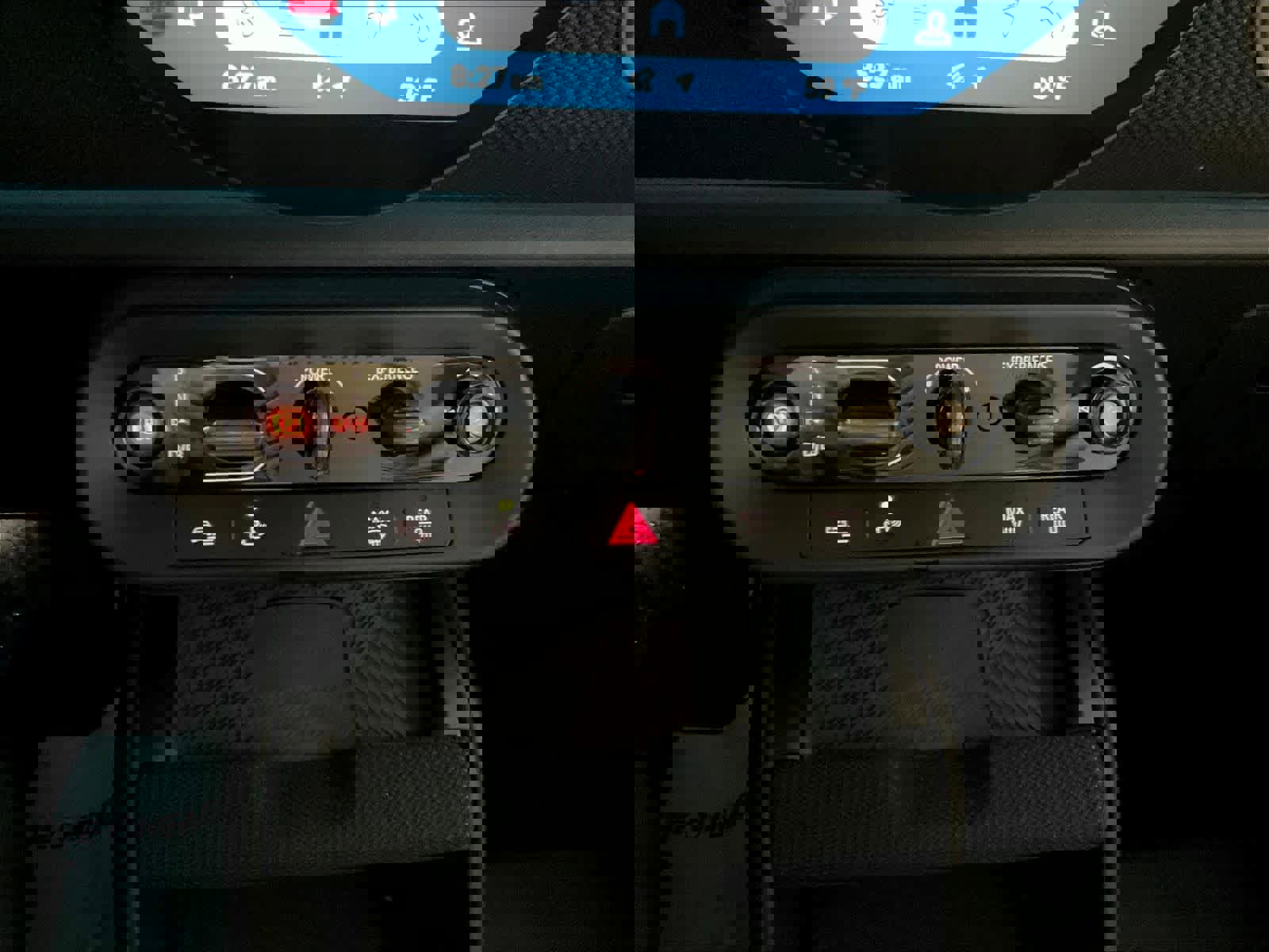 Certified 2025 MINI Cooper Countryman SE image 36