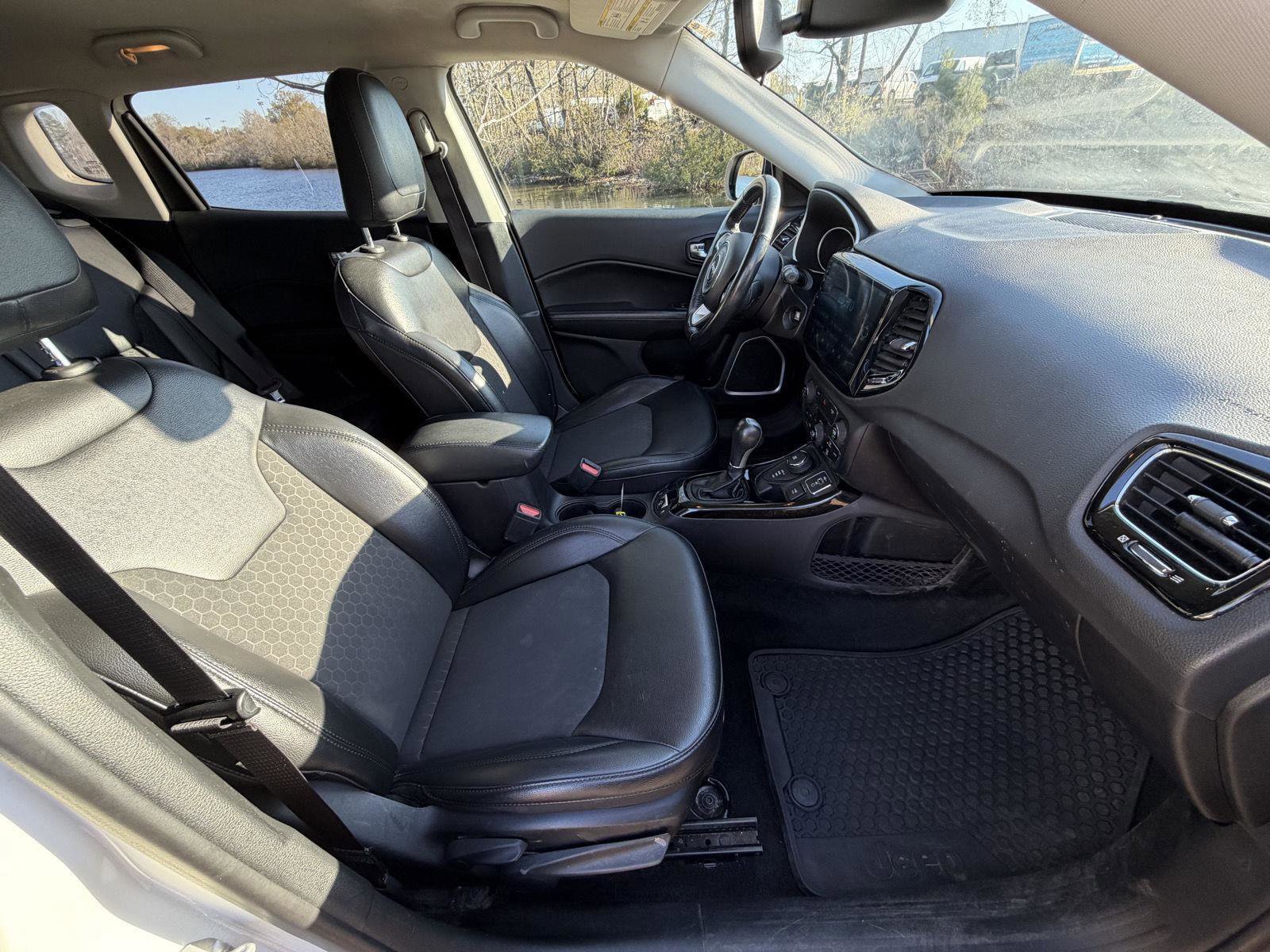 Used 2019 Jeep Compass Altitude image 13