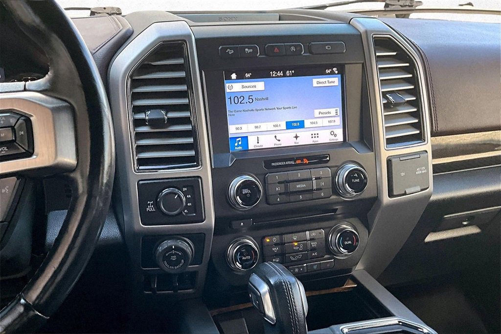 Used 2017 Ford F150 Platinum w/ Equipment Group 701A Luxury image 11