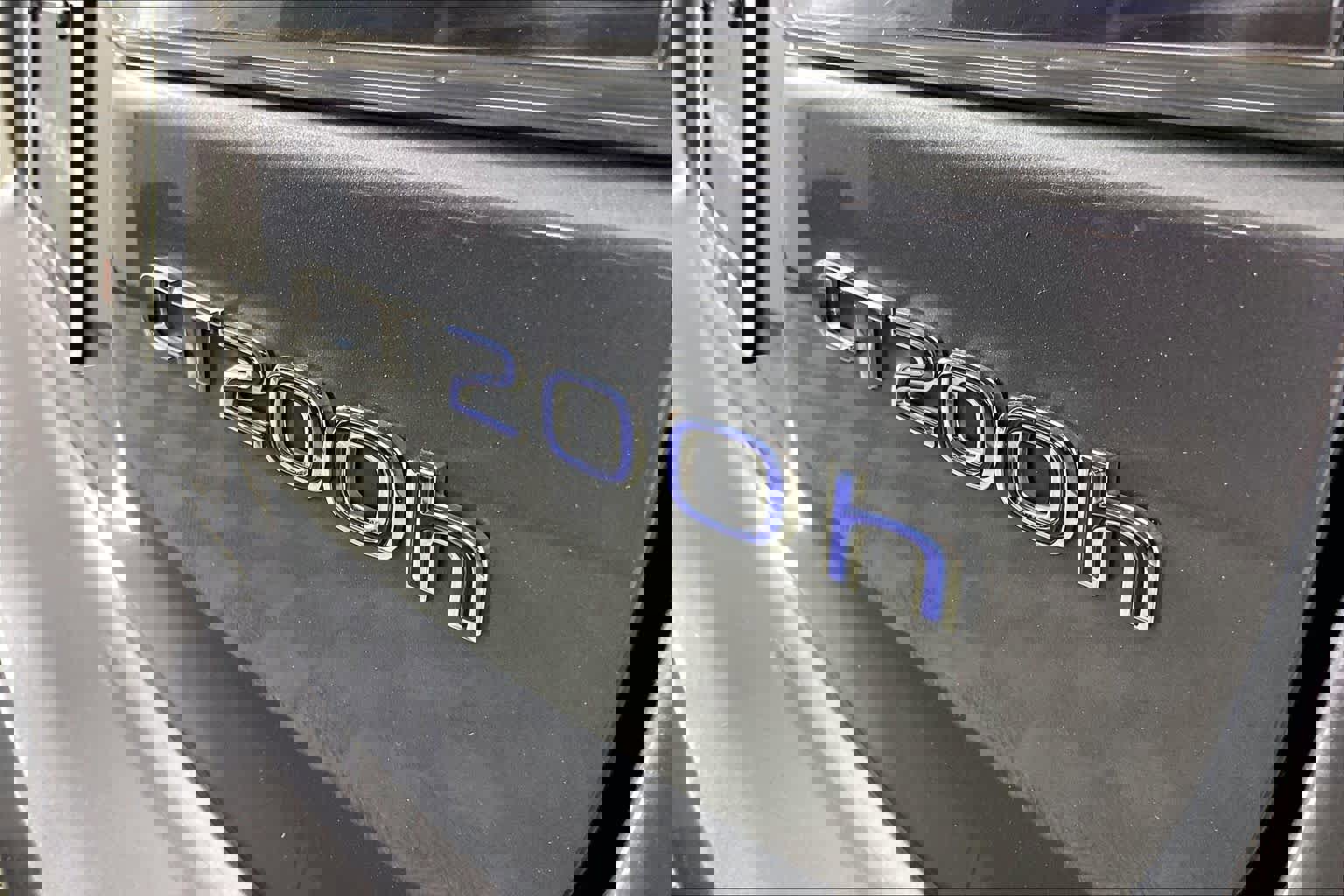 Used 2016 Lexus CT 200h image 9