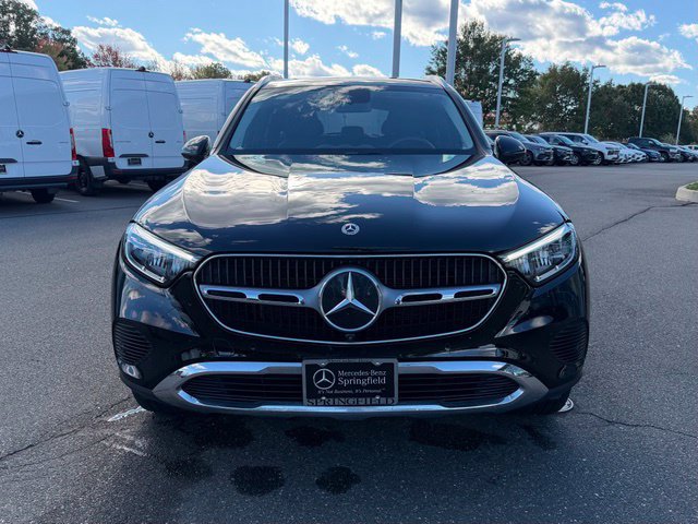 Used 2023 Mercedes-Benz GLC 300 4MATIC image 2