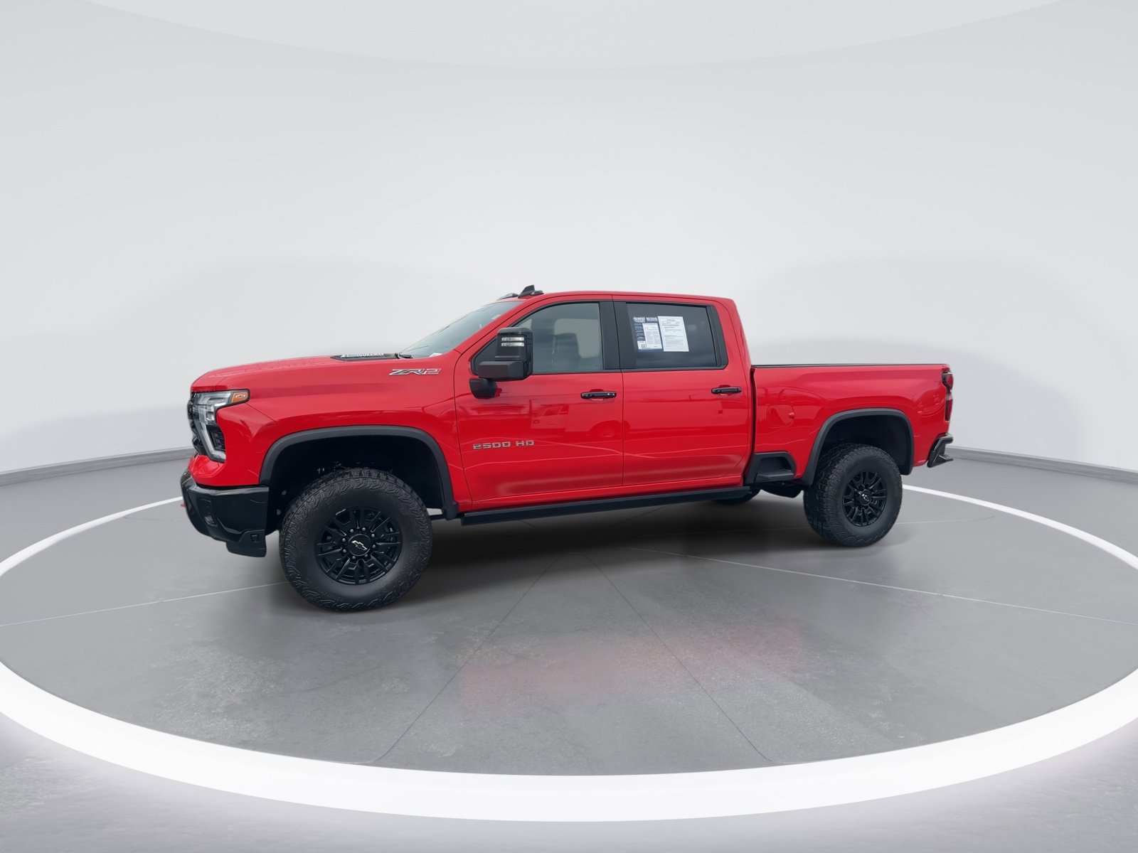 Used 2024 Chevrolet Silverado 2500 ZR2 w/ Technology Package AWD/4WD image 5