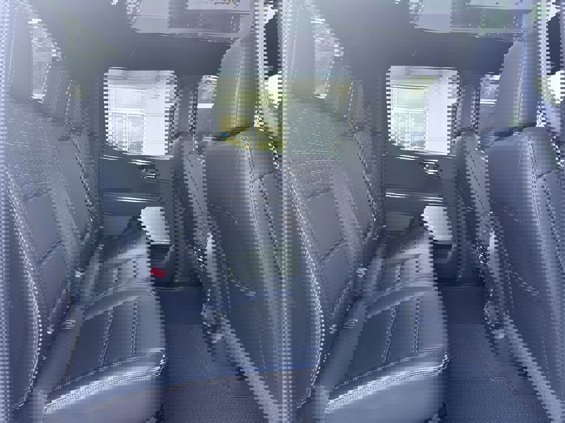 Used 2024 GMC Sierra EV Denali image 28