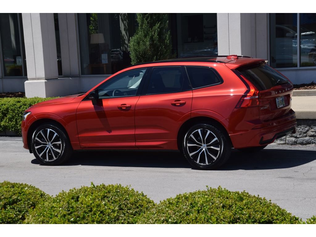 Used 2023 Volvo XC60 B5 Plus w/ Climate Package AWD/4WD image 7