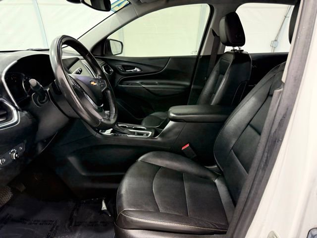 Used 2021 Chevrolet Equinox Premier w/ Redline Edition image 12