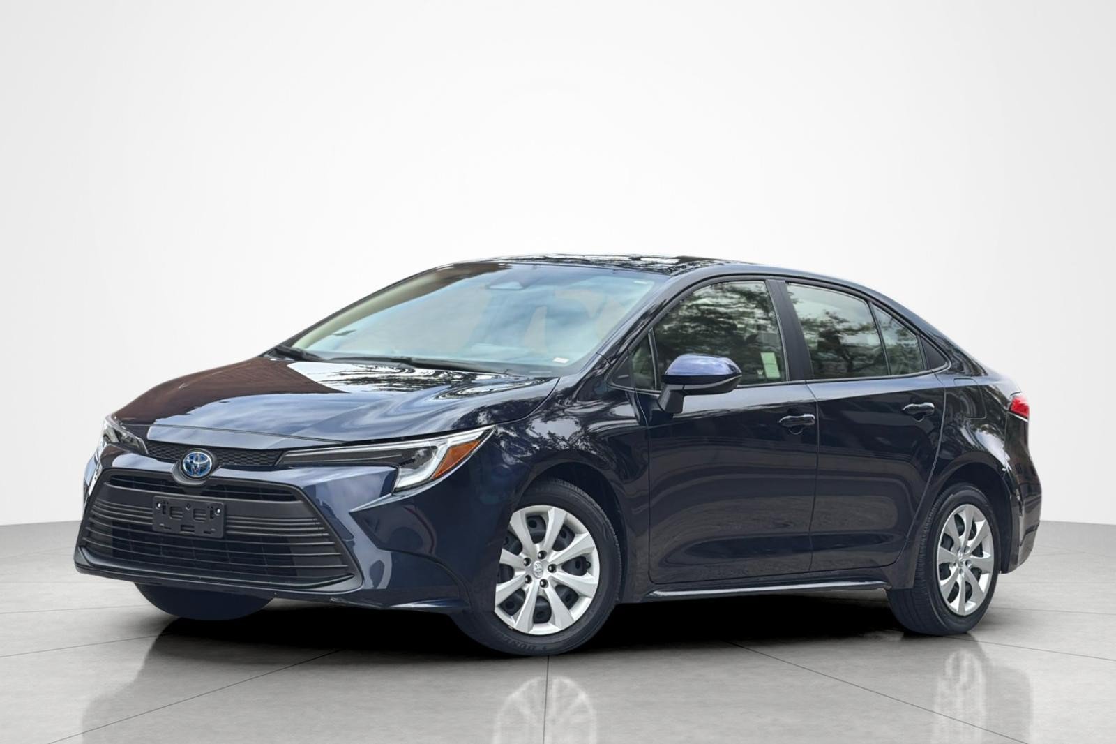 Used 2025 Toyota Corolla LE