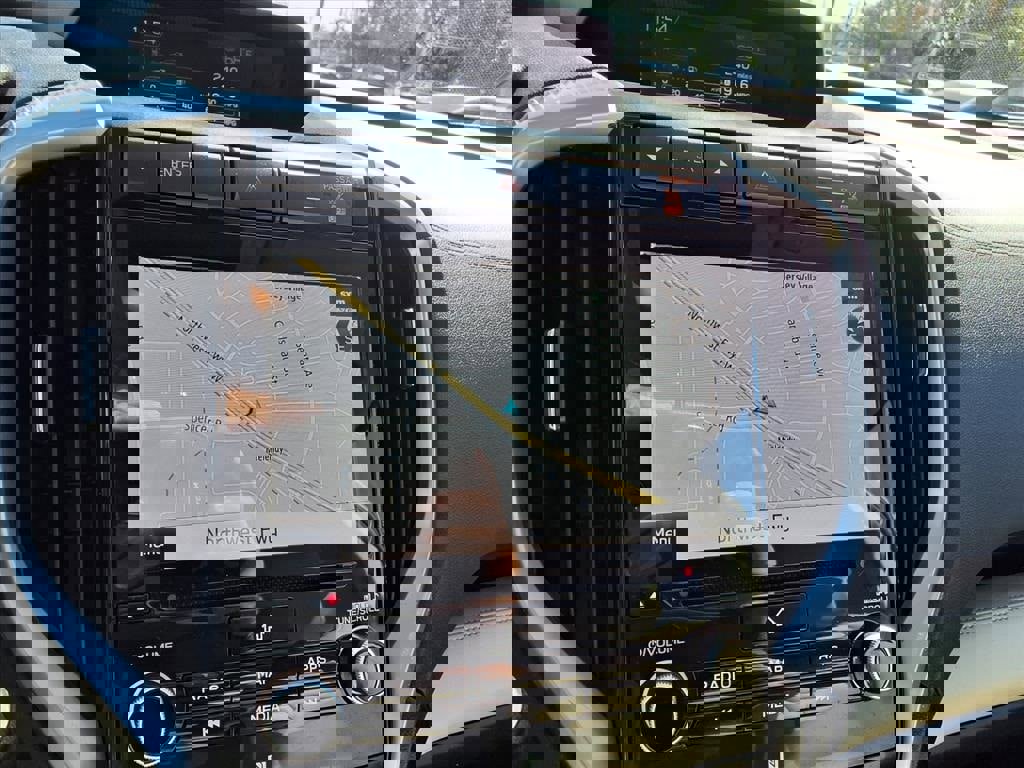 Used 2021 Subaru Ascent Limited w/ Technology Package image 20